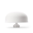 Ein kuppelförmiger, weißer Keramik-Vorfilter für Wasserfilteranlagen auf weißem Hintergrund.